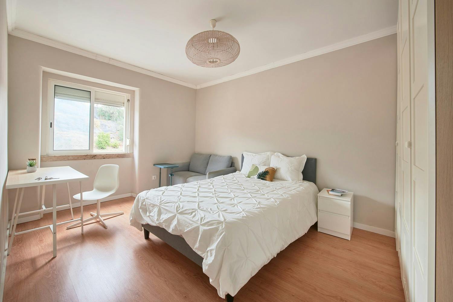 Rua Actor Vale, Lisbon preview