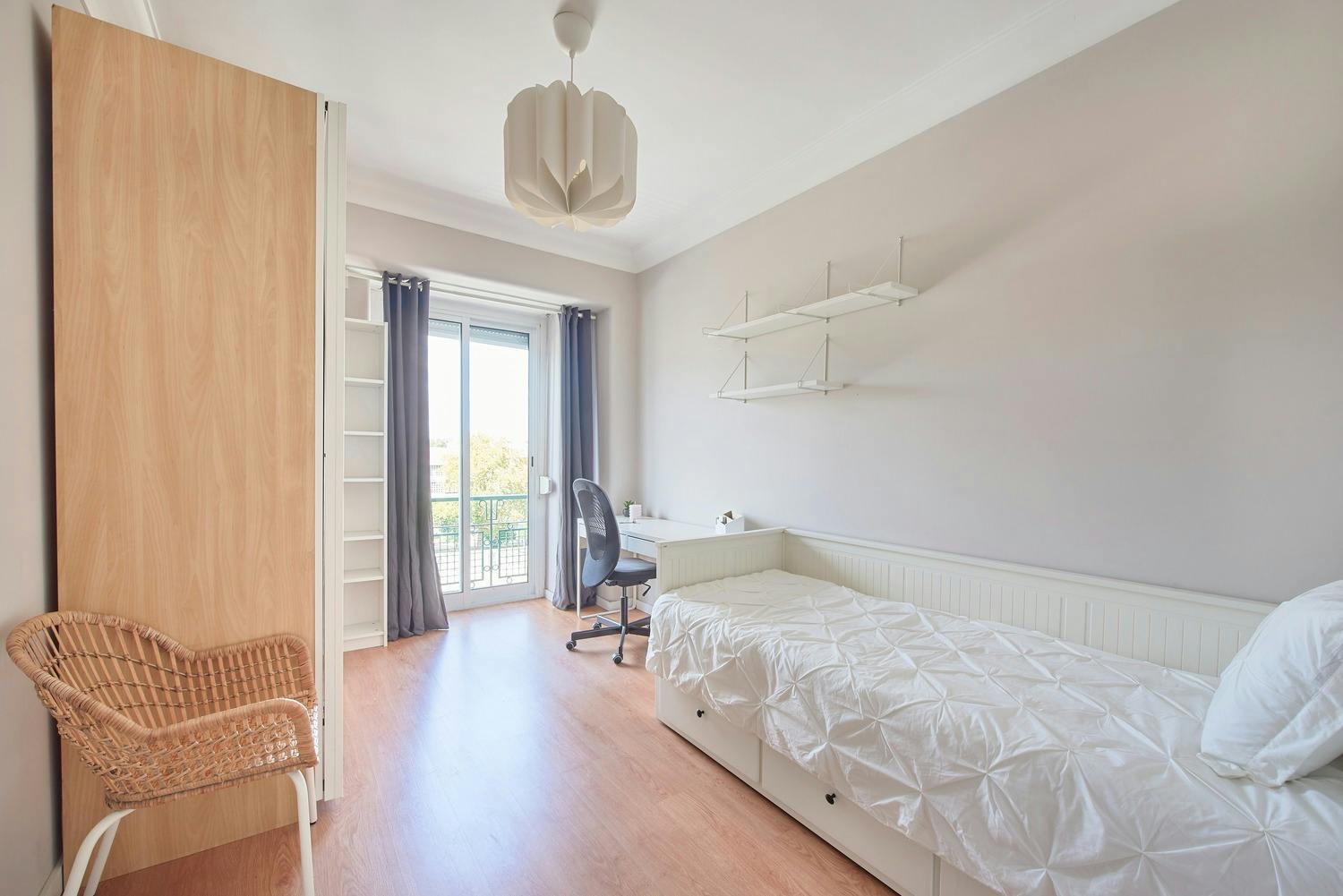 Avenida São João de Deus, Lisbon preview