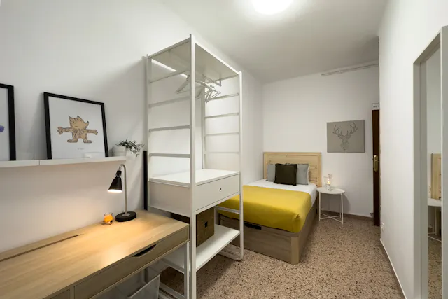 Private room in Carrer de Sardenya, Barcelona (1309387) room image 1
