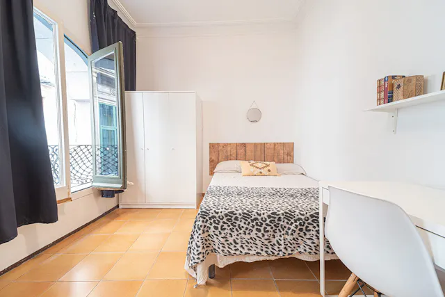 Private room in Carrer de la Boqueria, Barcelona (1309431) room image 1