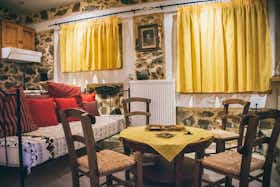 House for rent for €1,000 per month in Oropedio Lasithiou, Ep. Odos Mesa Lasithiou-Kastelliou
