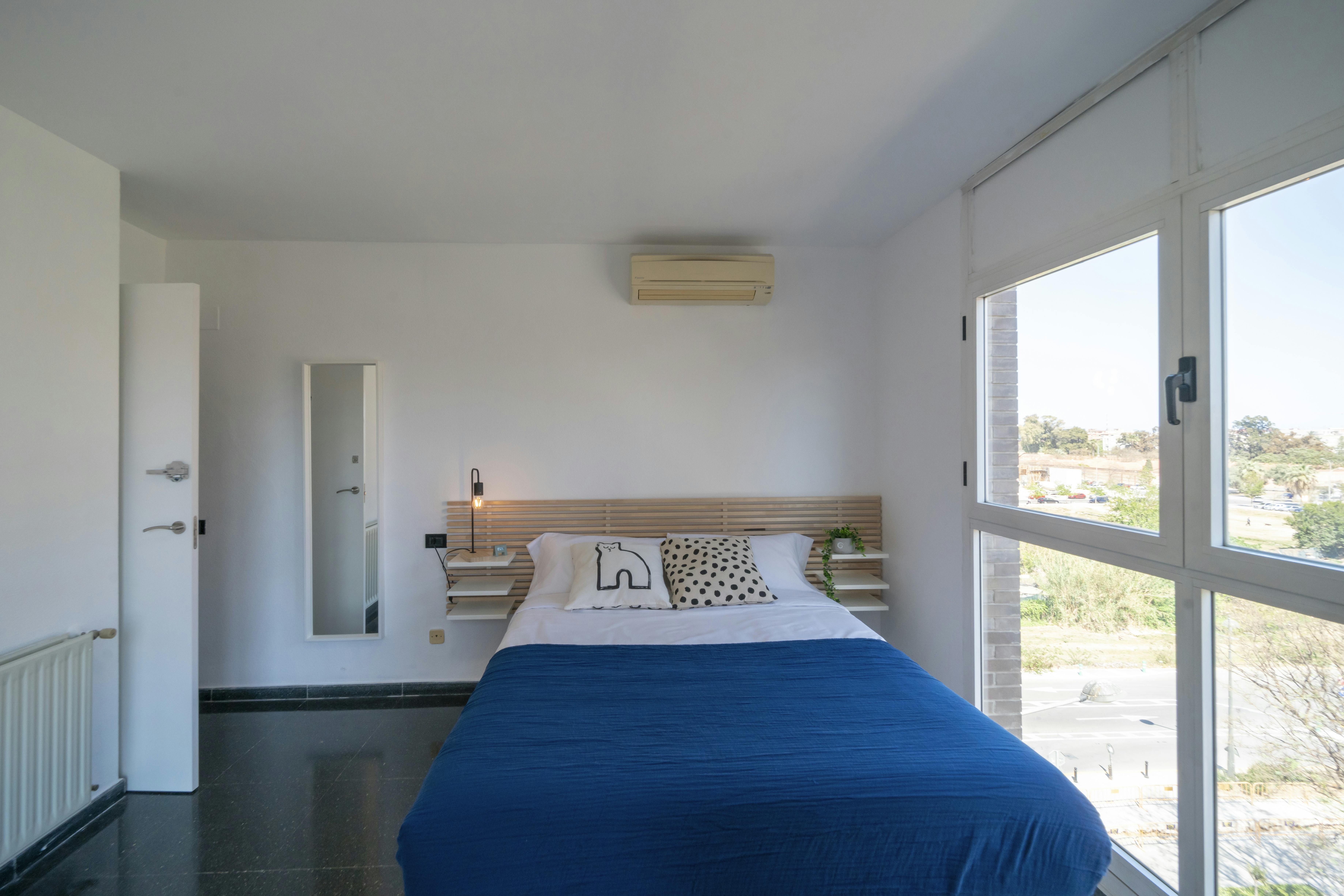 Carrer Serpis, Valencia Valencia