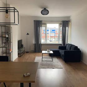 Apartment for rent for €2,000 per month in Rotterdam, Pleinweg
