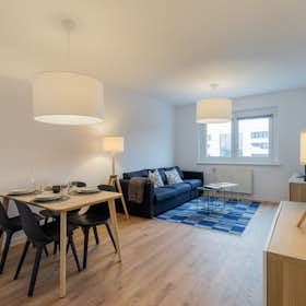 Apartment for rent for €1,960 per month in Berlin, Stralauer Allee
