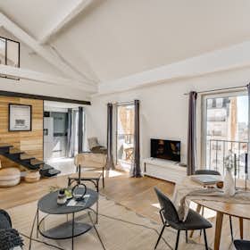 Apartment for rent for €3,819 per month in Paris, Avenue du Général Leclerc