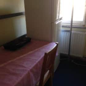 Private room for rent for €545 per month in Uccle, Brugmannlaan