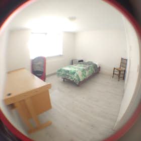 Private room for rent for €750 per month in Krimpen aan de Lek, Noord