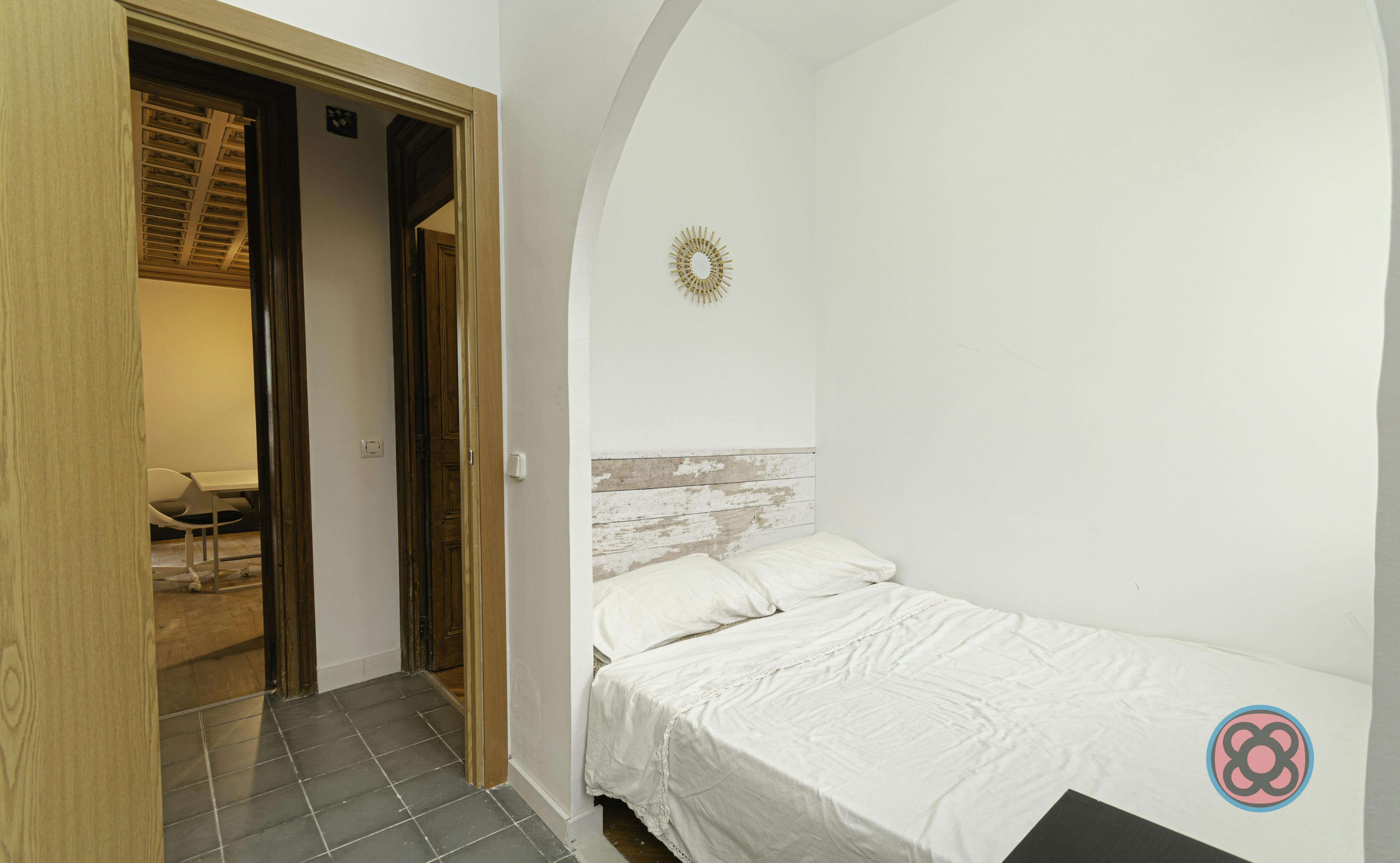 Carrer de Santa Anna, Barcelona preview