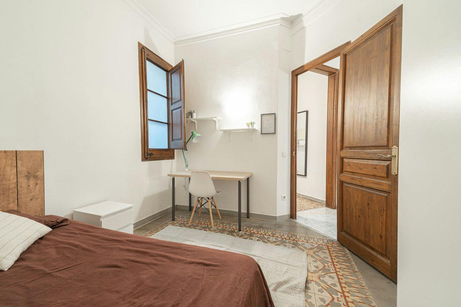 Carrer del Comte d'Urgell, Barcelona preview