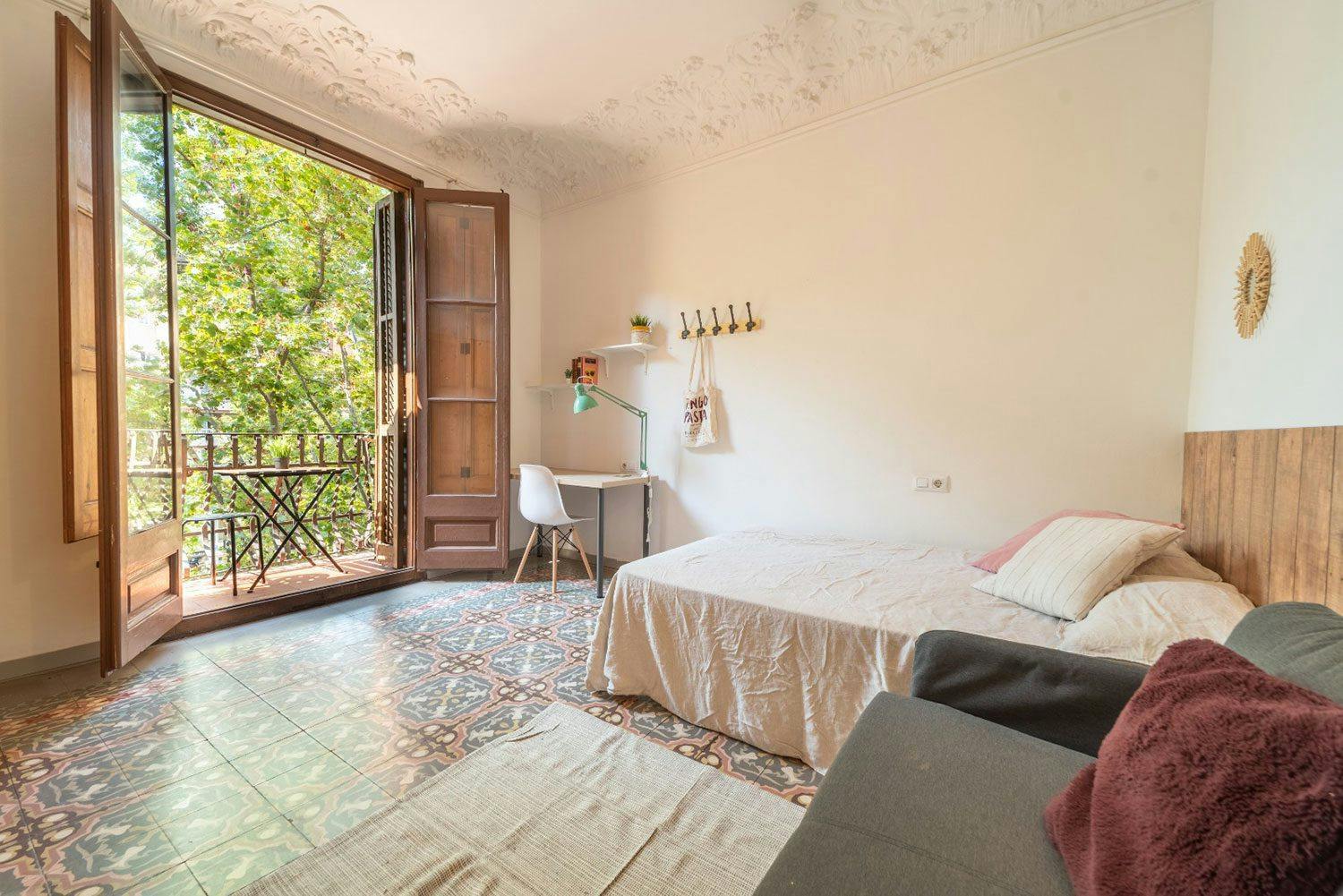Carrer del Comte d'Urgell, Barcelona preview