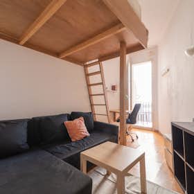 Private room for rent for €825 per month in Barcelona, Carrer del Comte d'Urgell
