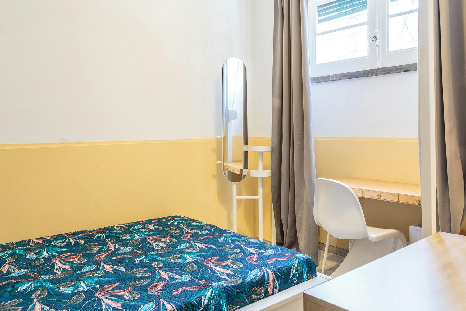 Rua da Palmeira, Lisbon preview