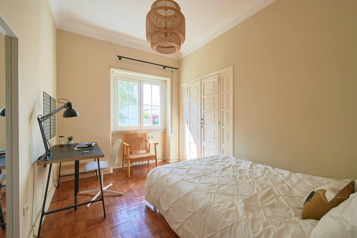 Avenida Dom Rodrigo da Cunha, Lisbon preview