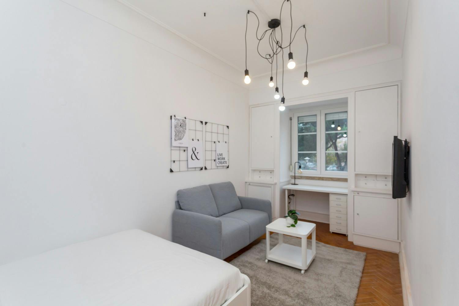 preview gallery tile