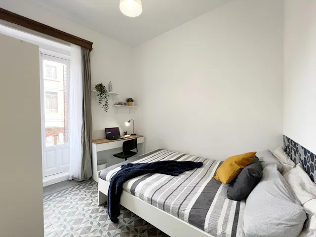 Private room in Calle de San Bernardo, Madrid (1315627) room image 1