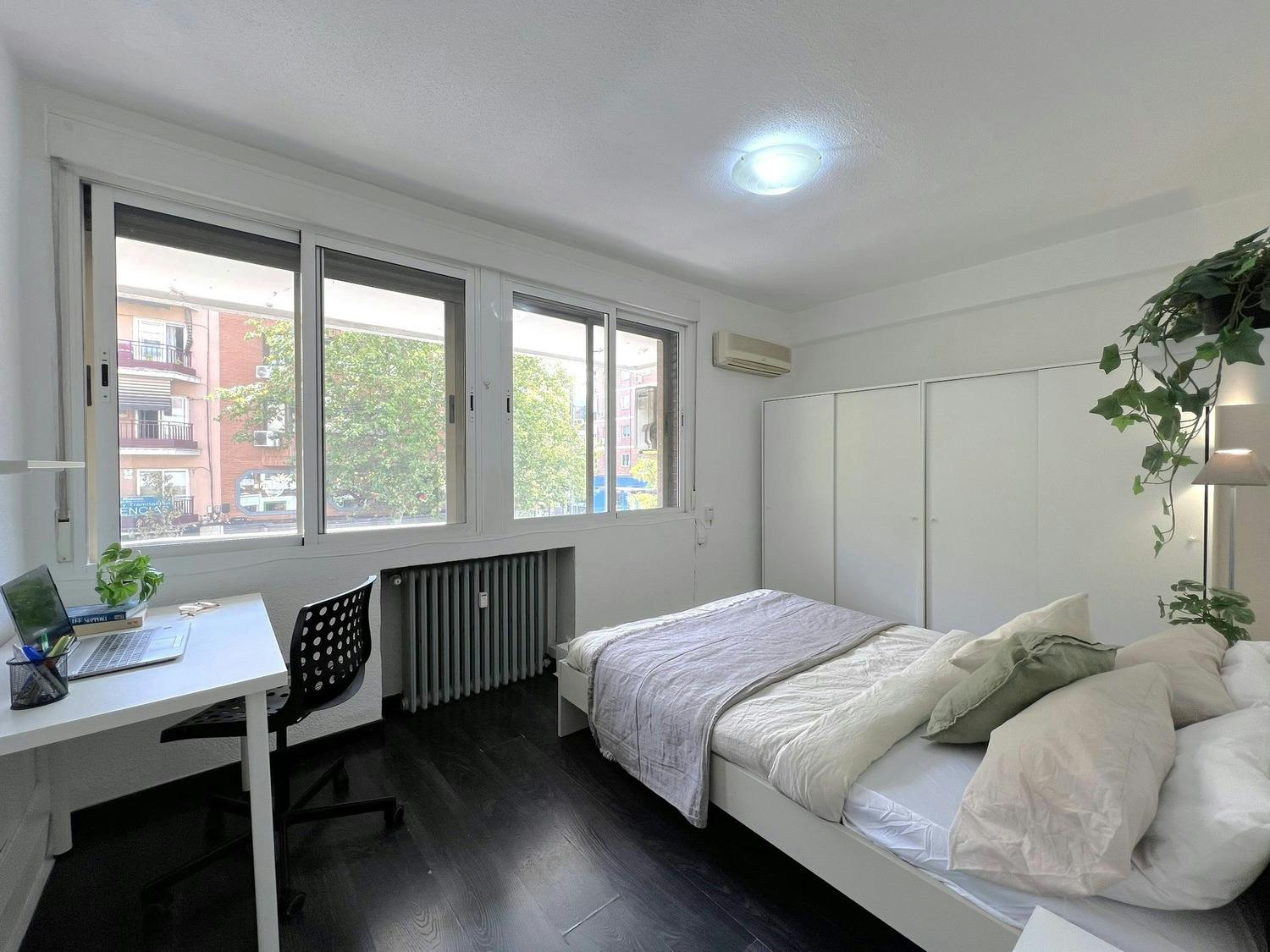 Privé kamer te huur voor € 585 per maand in Madrid, Calle de Federico Gutiérrez