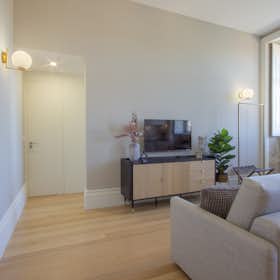 Apartamento para alugar por € 950 por mês em Guimarães, Rua da Liberdade