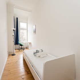Privé kamer for rent for € 645 per month in Berlin, Wisbyer Straße