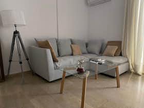 Apartament de închiriat pentru 950 EUR pe lună în Vári, Rodou