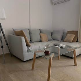 Apartment for rent for €950 per month in Vári, Rodou
