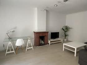 公寓 正在以 €1,900 的月租出租，其位于 Palma, Carrer Soledat