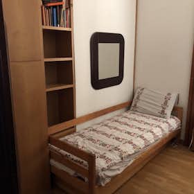 Private room for rent for €670 per month in Milan, Via Leopoldo Sabbatini