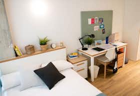 私人房间 正在以 €858 的月租出租，其位于 Barcelona, Carrer de Pallars