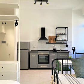 Studio for rent for €1,300 per month in Milan, Via Luigi Ornato