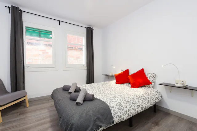 Private room in Carrer de Pareto, L'Hospitalet de Llobregat (1318252) room image 2