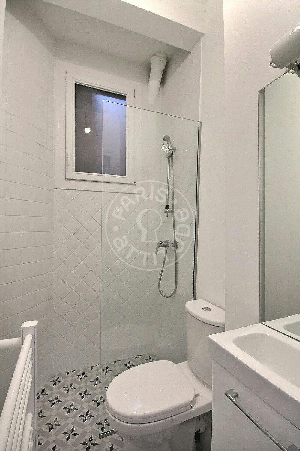 Apartment Paris, 18m² — photo 37