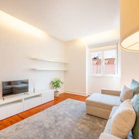 Apartment for rent for €3,897 per month in Lisbon, Avenida Almirante Reis