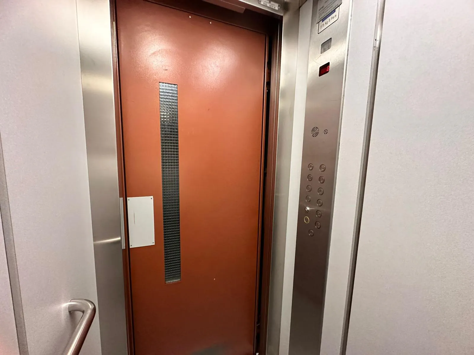 1-Bedroom Apartment in Calle de Jaime El Conquistador, Madrid (1319834) ROOM 4