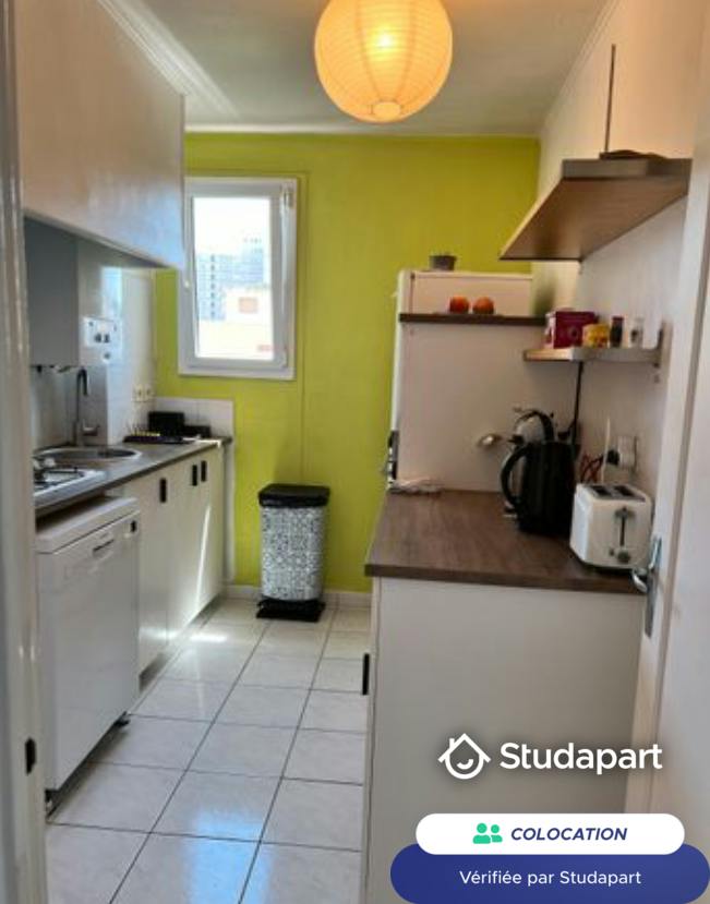Private room for rent on Boulevard Michelet, Marseille - Vue 3