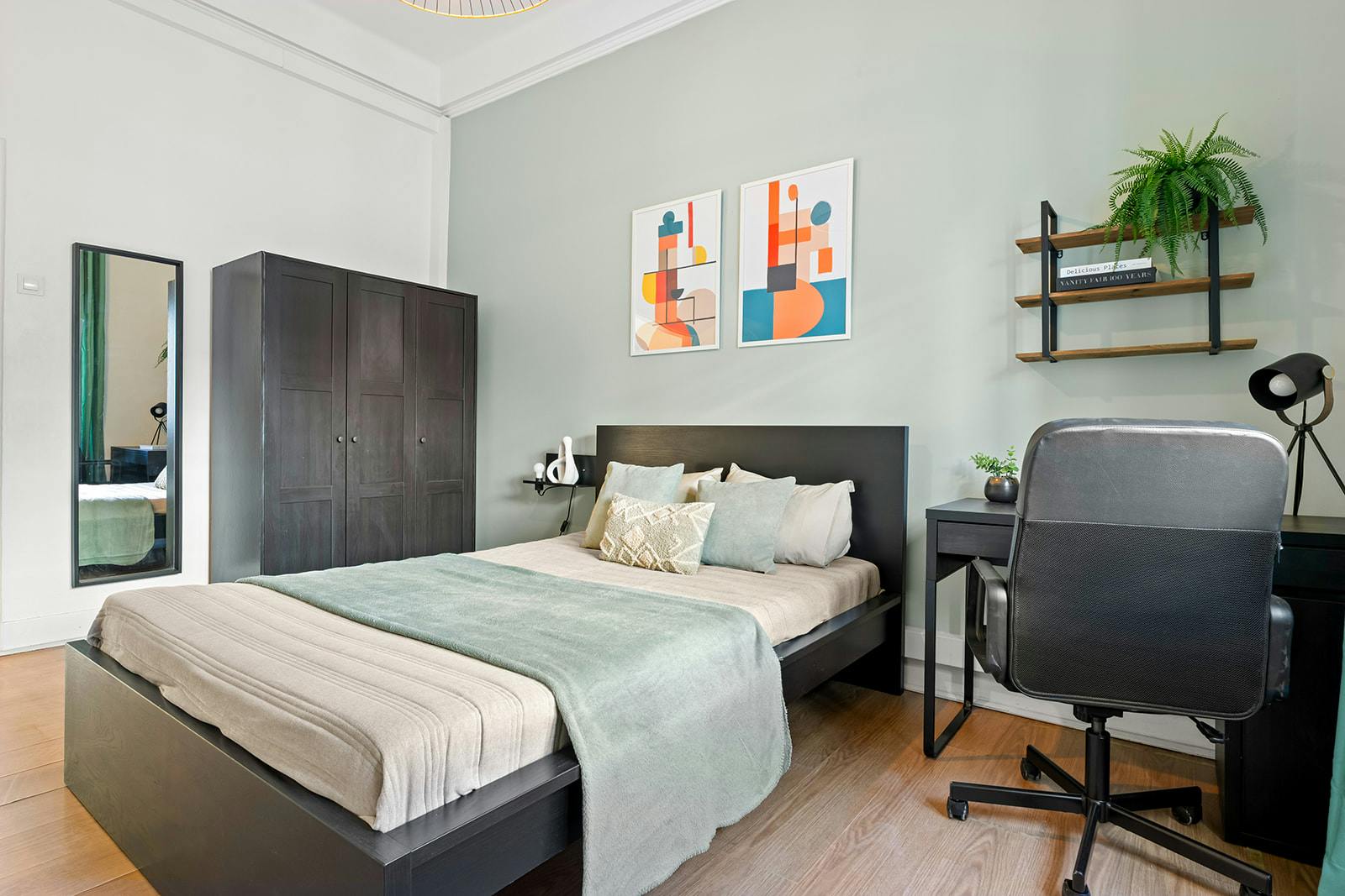 preview gallery tile