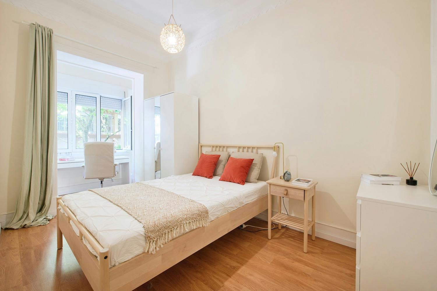 Rua Sampaio e Pina, Lisbon preview