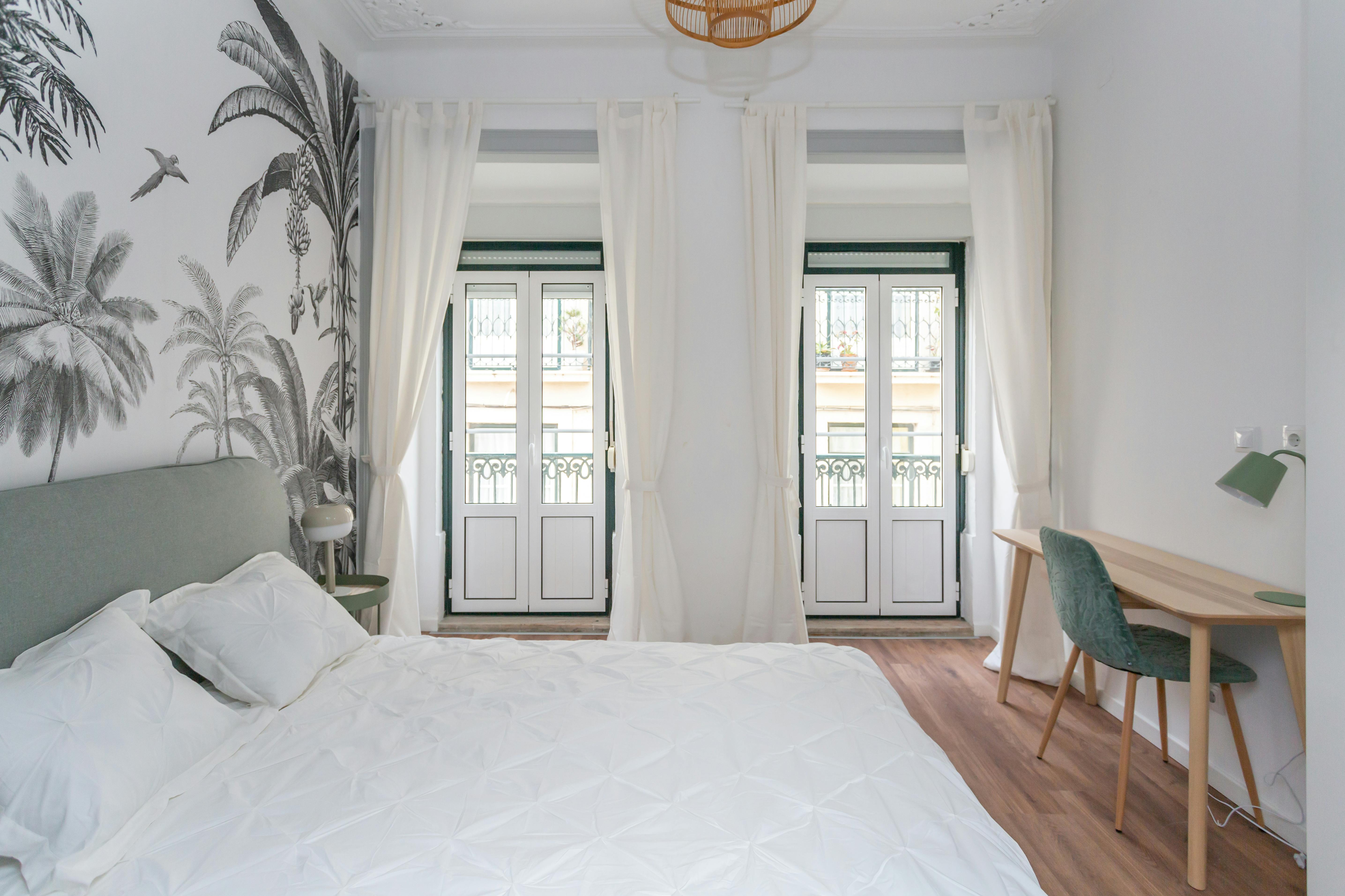 Rua do Carrião, Lisbon preview