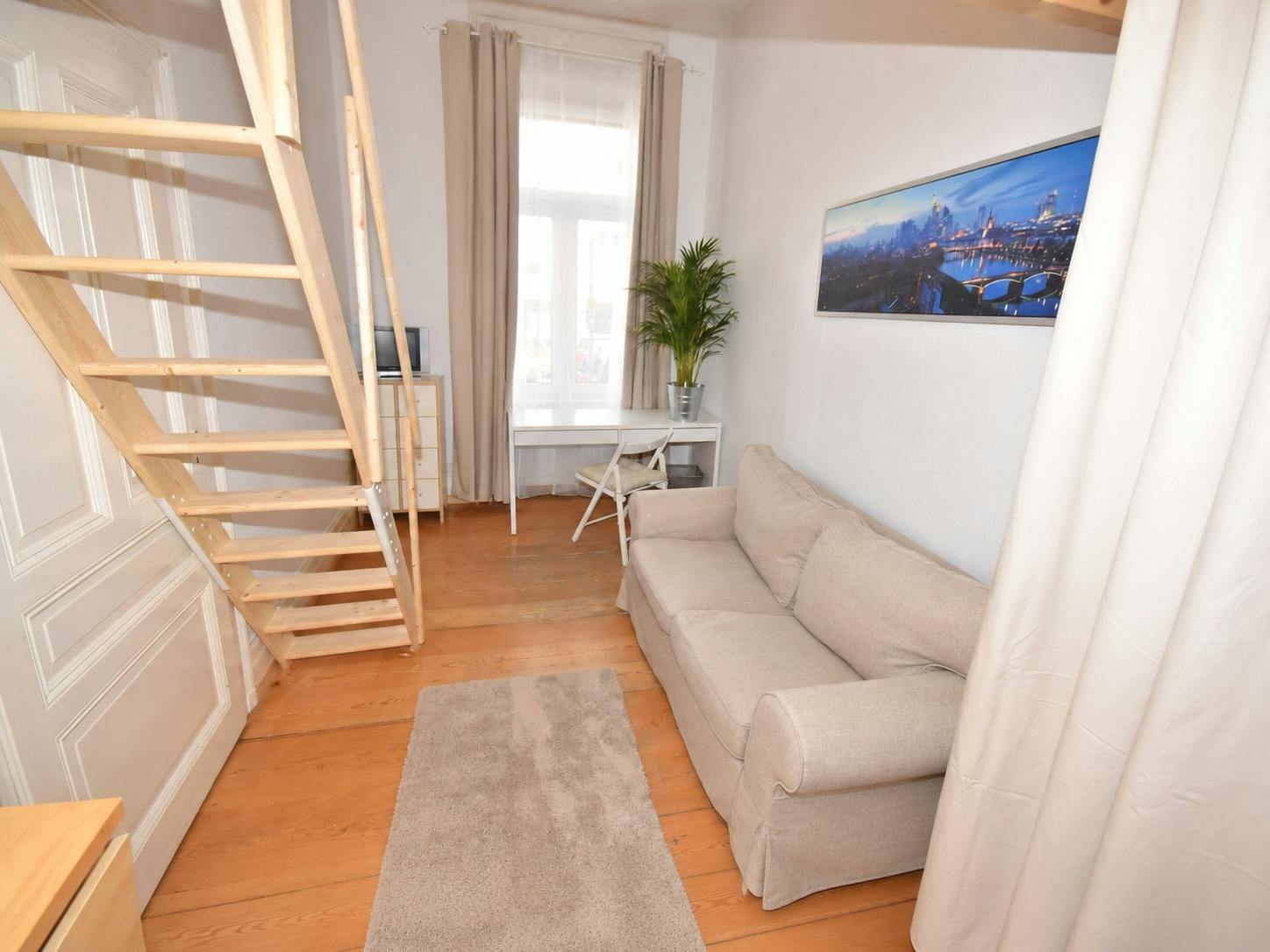 Cameră privată de închiriat pentru 695 EUR pe lună în Frankfurt am Main, Burgstraße