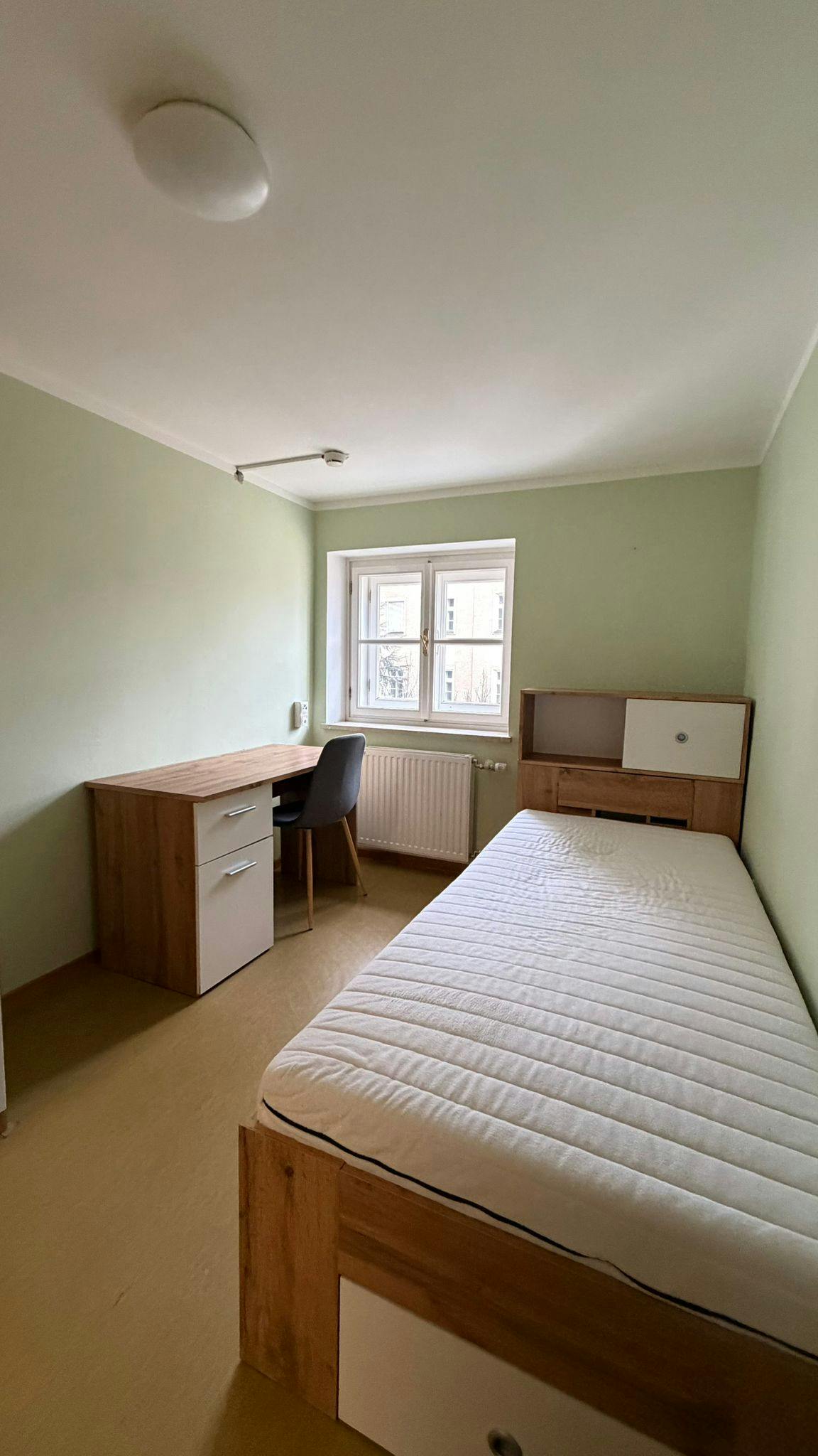 Private room for rent for €590 per month in Salzburg, Salzachgäßchen