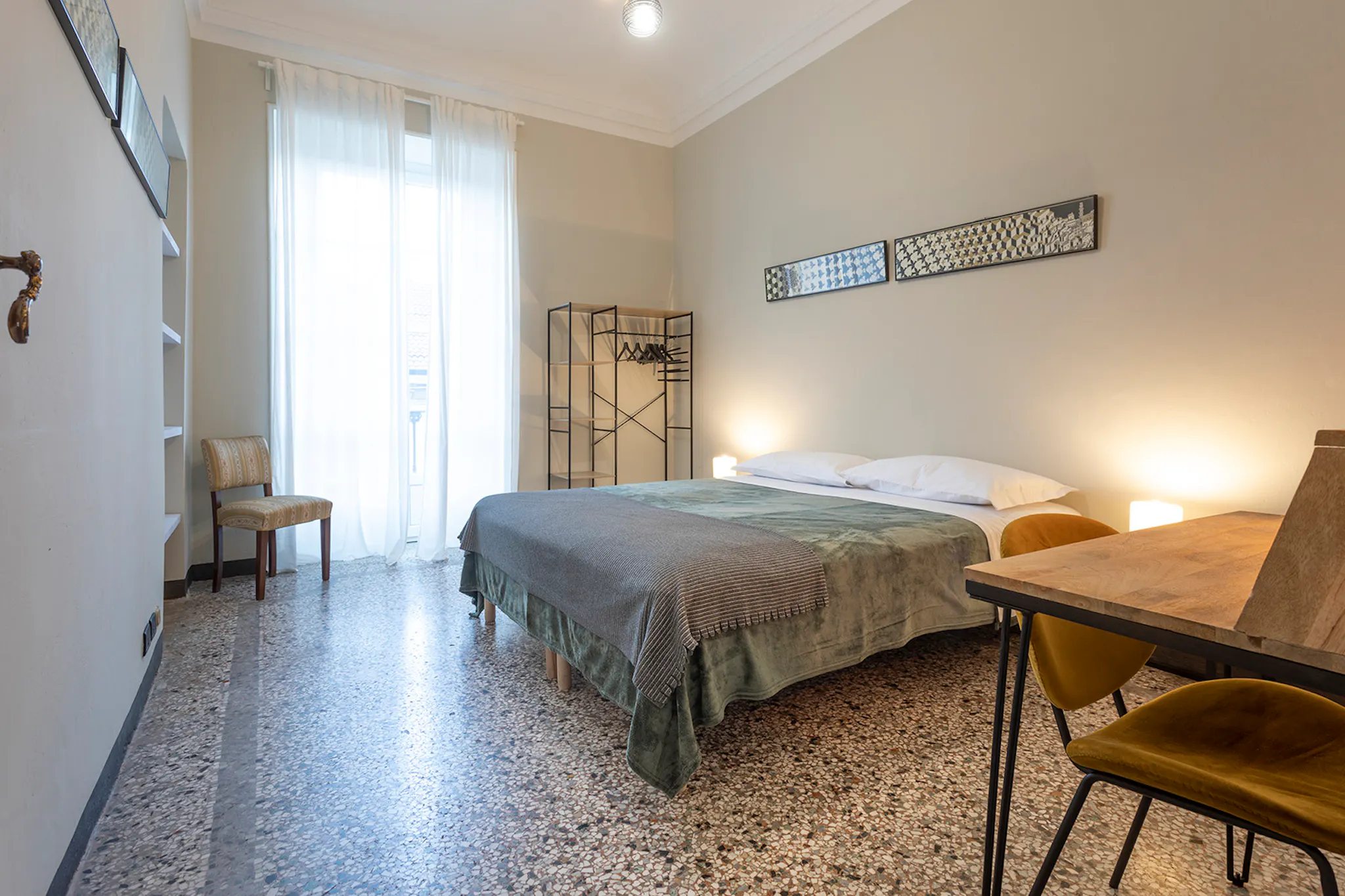 Via Vanchiglia, Turin preview