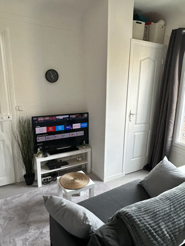 Apartment in Rue Eugène Caron, Courbevoie (1323671) room image 2
