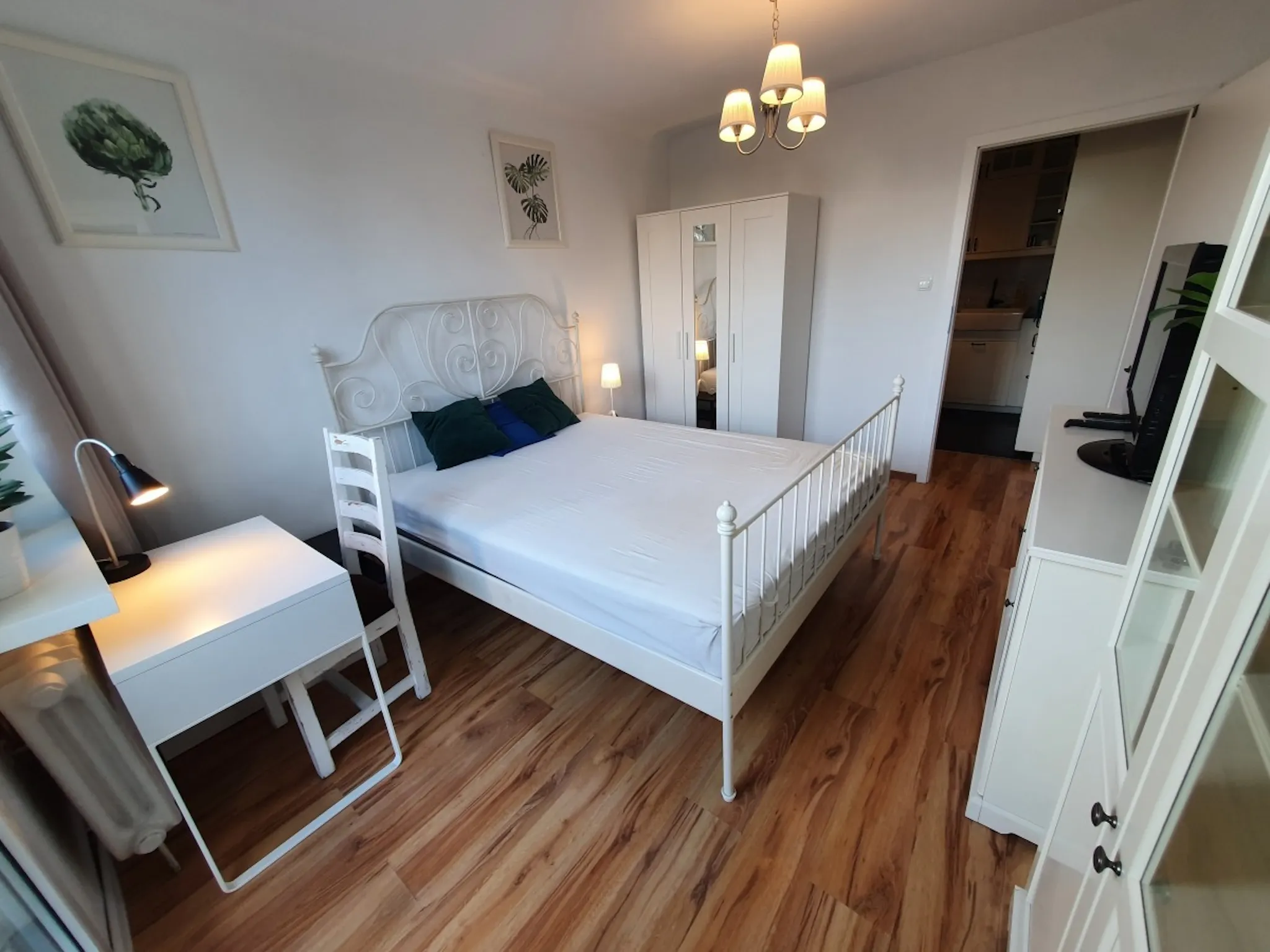 ulica Grzybowska, Warsaw preview