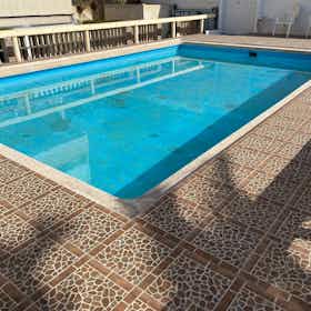 Apartamento para alugar por € 1.800 por mês em Palma, Avinguda Joan Miró