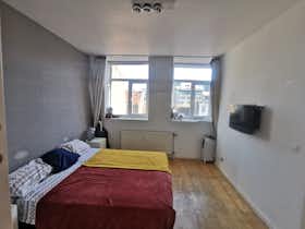 Mieszkanie do wynajęcia za 700 € miesięcznie w mieście Brussels, Rue des Commerçants