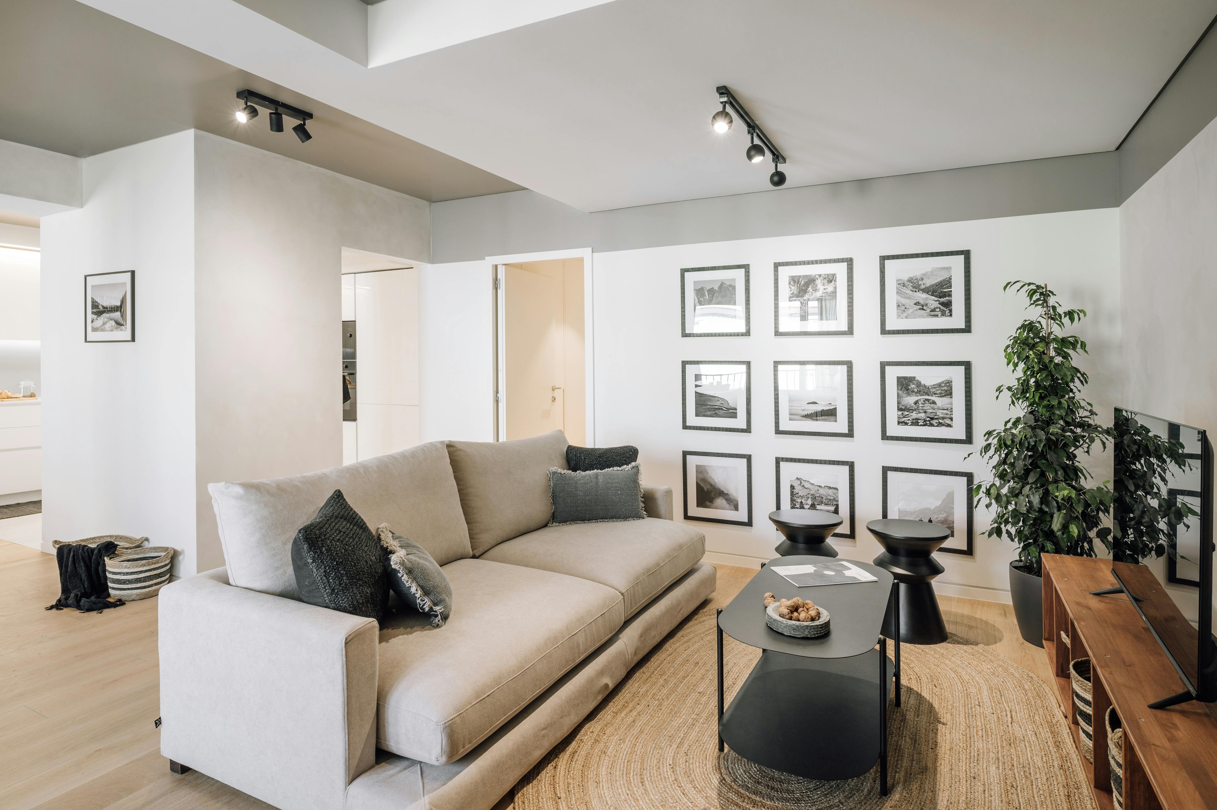 Apartment for rent for €3,103 per month in Lisbon, Travessa Fábrica das Sedas