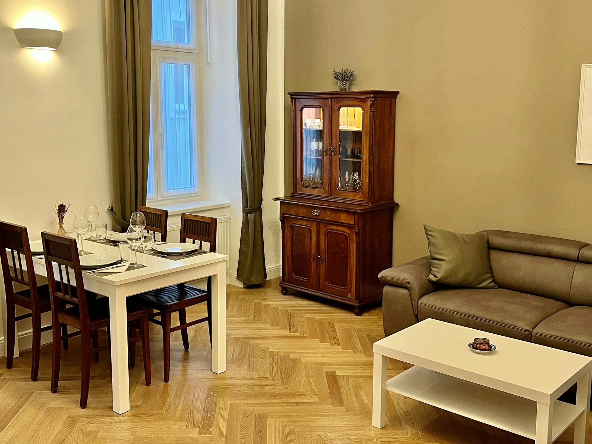 Kleine Neugasse, Vienna preview