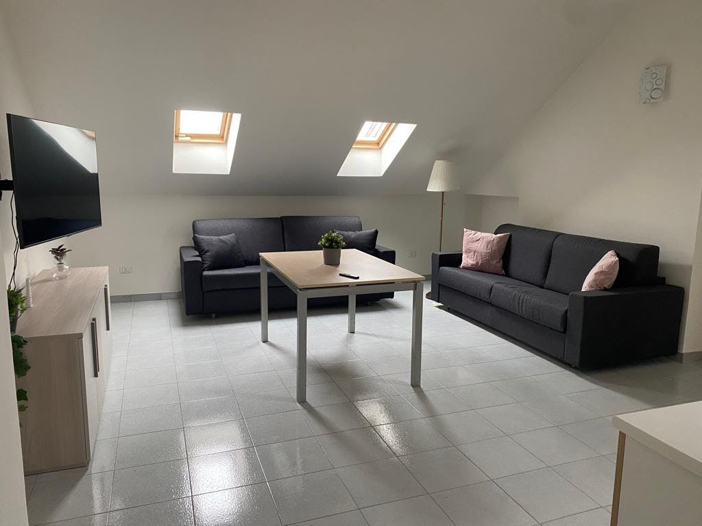 Apartment for rent for €2,800 per month in Turin, Galleria San Federico