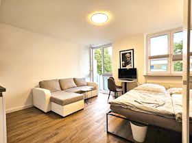 单间公寓 正在以 €1,590 的月租出租，其位于 Germering, Haydnstraße