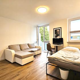 单间公寓 正在以 €1,590 的月租出租，其位于 Germering, Haydnstraße