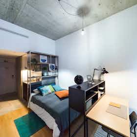 Studio for rent for €759 per month in Cascais, Rua Quinta da Lobita