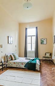Private room for rent for €380 per month in Budapest, Ráday utca